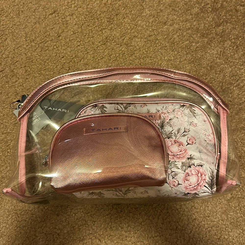 Tahari Travel Trio